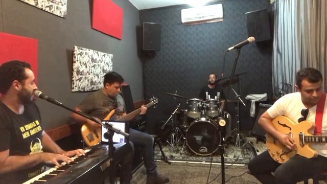 Rocket Man - Elton John - Contato Imediato Cover смотреть онлайн