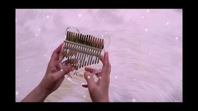 We Wish You A Merry Christmas Kalimba Cover | with Kalimba Tabs | MOMENTS смотреть онлайн