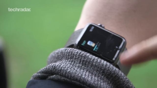 Apple Watch app vs Pokemon Go Plus: enough to bring you back? смотреть онлайн