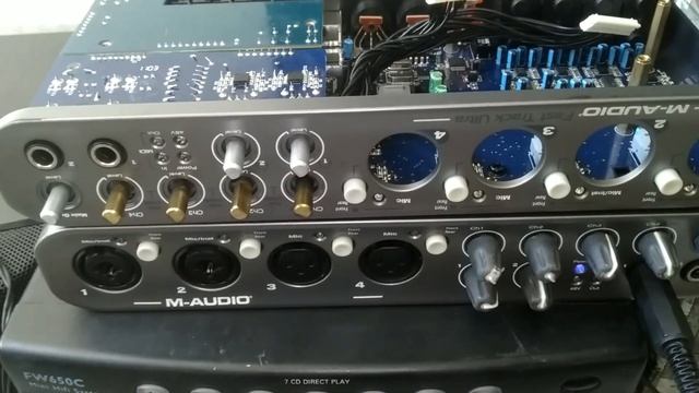 Interface M Audio Fast Track Ultra Curto circuito смотреть онлайн