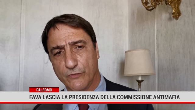 Palermo. Fava lascia la presidenza della Commissione antimafia смотреть онлайн