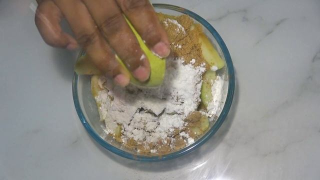AMARETTO Crumble Apple Pie | Sweet and Tangy | by CTYD смотреть онлайн