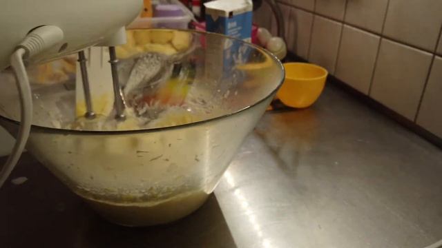 Apple cake very simple recepi(lutong png masa) смотреть онлайн