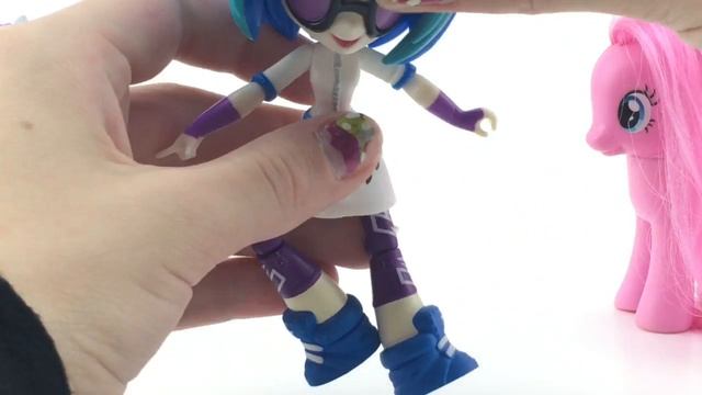 Toy review; Dj Pon3 EG Mini doll ||Pink-a-Maud reviews|| смотреть онлайн