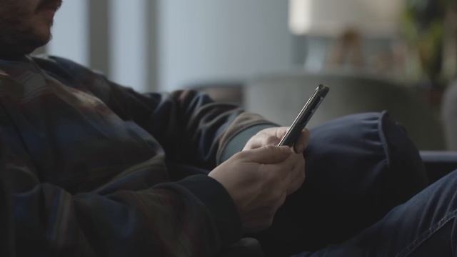 ONEPLUS 10 PRO: BEHIND THE CURVE смотреть онлайн