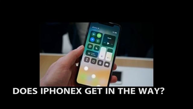 Does the iPhone X notch get in the way смотреть онлайн