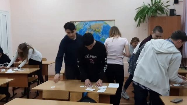 Игра-квест в Английском Разговорном Клубе школы Логос смотреть онлайн