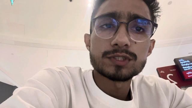 Dubai me Iphone itne saste??😳 DUBAI VLOG | Iphone Prices in Dubai | 15 pro max смотреть онлайн
