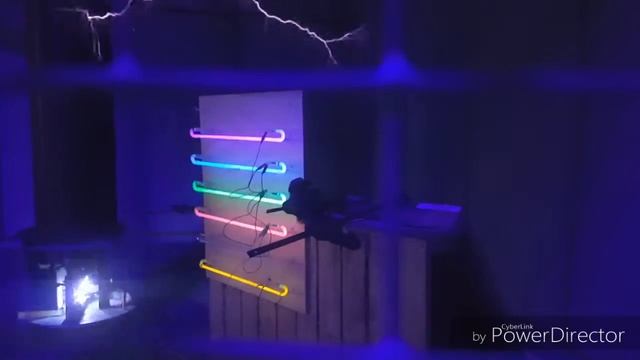 Tesla Coil Neon Testing