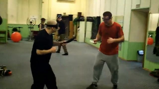 Ножевой бой, ПОТОК: Фрагмент тренировки 19.03.15 Выпад и контратака смотреть онлайн