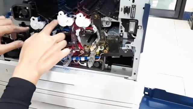 การ ถอด และ ทำความสะอาดรางหมึก XEROX 7545 смотреть онлайн