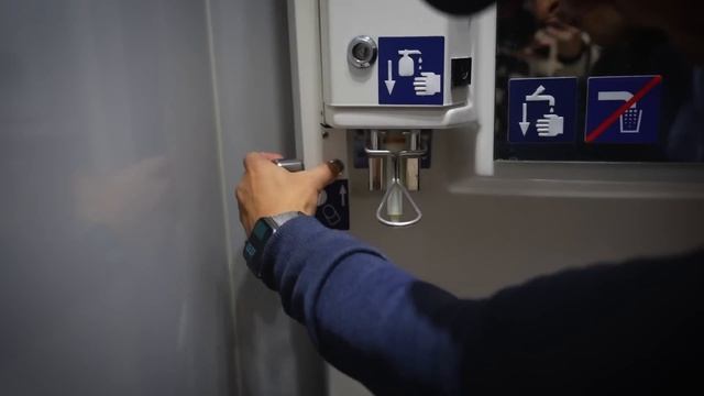 Durmiendo en el TREN de LUJO NOCTURNO del EXPRESO POLAR en FINLANDIA 🇫🇮 - Gabriel Herrera смотреть онлайн