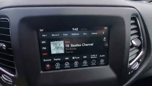 2019 Jeep Compass available in Dublin, Columbus, Delaware, OH 32898A смотреть онлайн