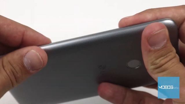 LG K4 2017 How to insert SIM card / memory card смотреть онлайн