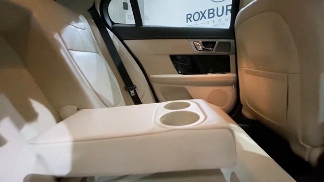 JAGUAR XF 3.0 D V6 S PORTFOLIO 4d 275 BHP смотреть онлайн