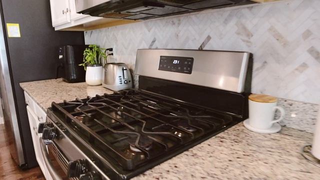 8313 Fedora DR смотреть онлайн