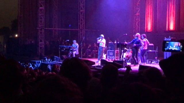 Mac DeMarco - On the Level clip смотреть онлайн