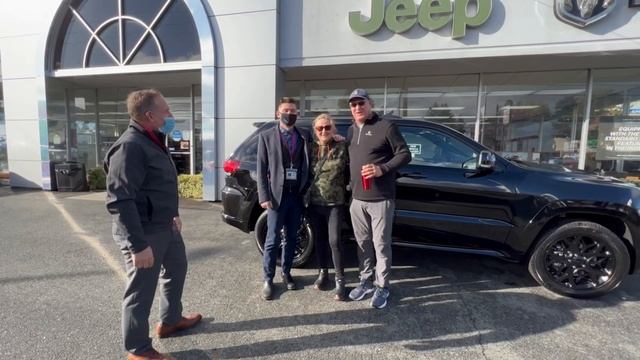 Suns Out, Jeeps Out! Another Beautiful Grand Cherokee Finds A New Home With A Wonderful Couple!