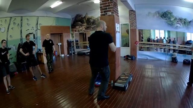 Рукопашный бой Толпар. Cтарая школа. Удар в пах. смотреть онлайн