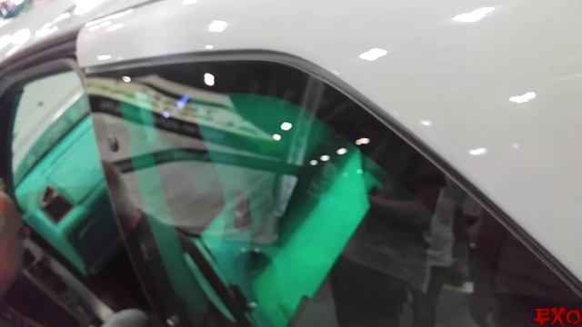 British Guy BREAKS Window IN MY FACE... Extreme Car Audio SUBWOOFER Bass System Breaking Glass! смотреть онлайн