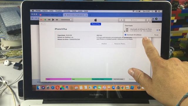 COMO ATUALIZAR SEU IPHONE USANDO UM COMPUTADOR - PARA TODOS OS MODELOS DE IPHONES смотреть онлайн