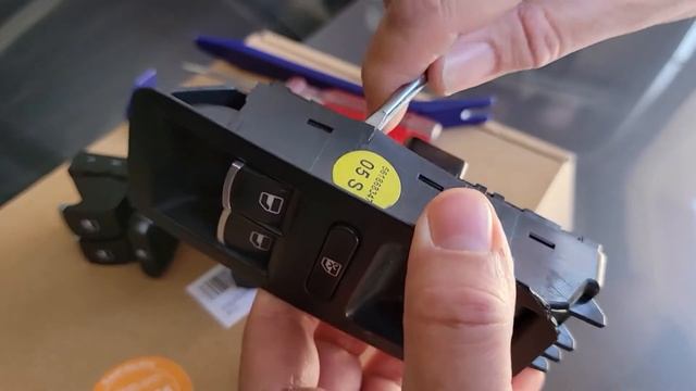Volkswagen Window Switch Replacement смотреть онлайн