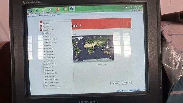 Red Hat Enterprise Linux 5.7 Installation on VirtualBox Step By Step Tutorial For Beginners in Tami смотреть онлайн