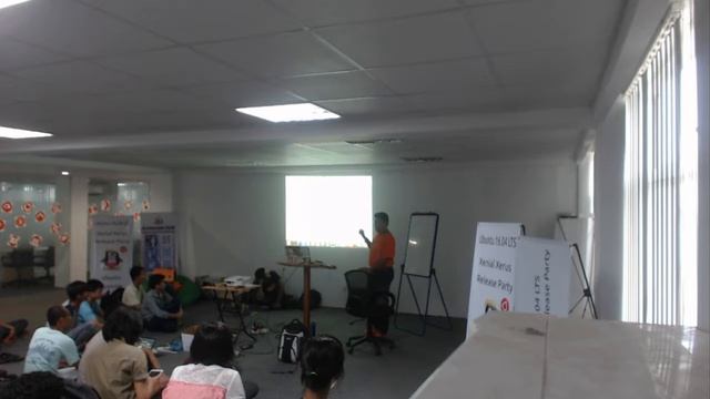 Ubuntu Release Party -Xenial Xerus смотреть онлайн