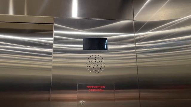 ThyssenKrupp hydraulic elevator at Carnegie Library Apple Store смотреть онлайн