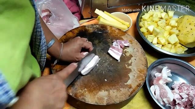 ต้มสัปรดใส่หมูสามชั้นไปวัดวันพระจ้าEx220 смотреть онлайн