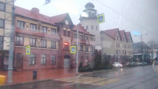 Исторический центр Калининграда из окна автобуса. 24.02.2023. смотреть онлайн