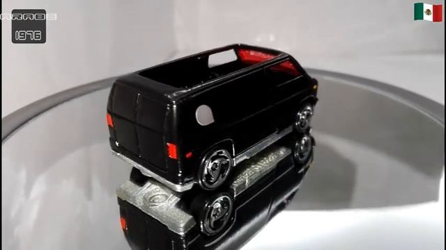 Hot Wheels Custom 77 Dodge Van CUSTOM Del 2008 Malaysia Bs 1/64 смотреть онлайн