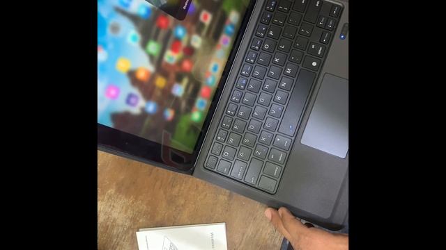 My First Unboxing Vedio for Ipad9 Wireless Keyboard Case смотреть онлайн