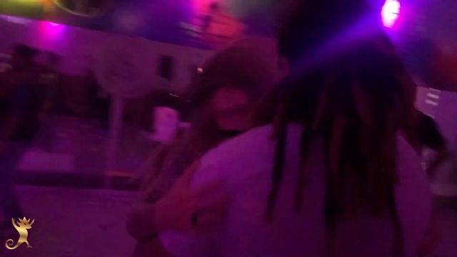 Brazilian zouk in Rio - Leila L e Edu P - Centro Artístico e Cultural KaMiLLioN ArTs смотреть онлайн
