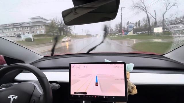 Tesla FSD Supervised 12.3.3 in 2019 Model 3 LR AWD 2024.3.10 new route to work 4/2 rain смотреть онлайн