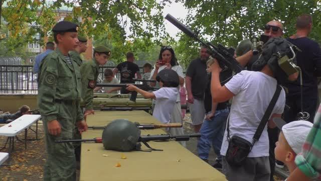 Жуковский зажигает: выставка техники, автозвук и рок-концерт! 🤘 смотреть онлайн