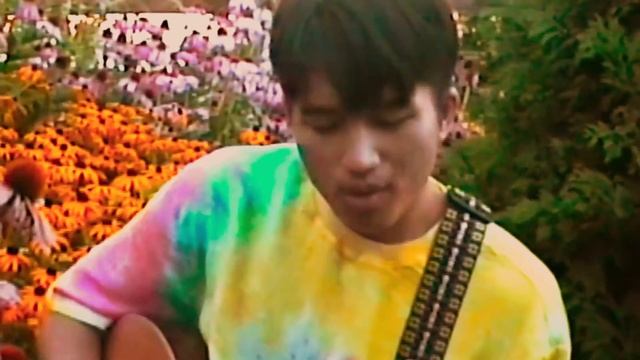 Peach Luffe - Golden Parachutes (Acoustic Session) смотреть онлайн