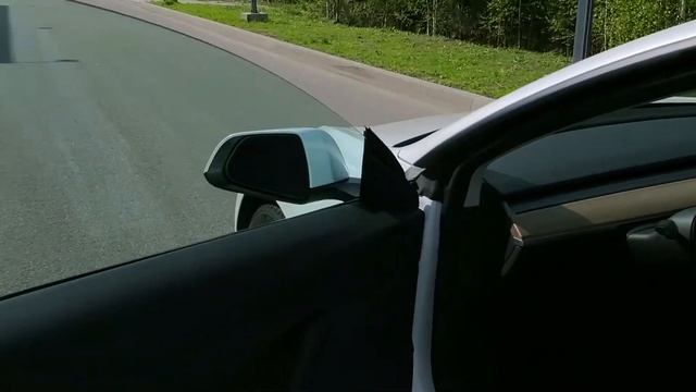 Tesla Model 3 Dual Motors 3.0 White 2019 смотреть онлайн