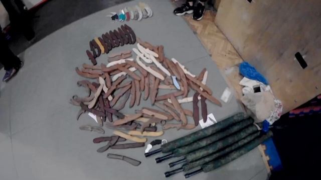 Открытый оружейный ковёр 15 в школе Поток: ножевой и палочный бой смотреть онлайн