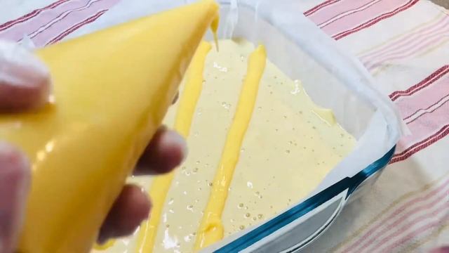 APPLE PIE with Custard Cream الذ ابال باي او فطيرة التفاح بكريمة الكاسترد بمقادير بسيطة 💁♀️ 👌👌👌 смотреть онлайн