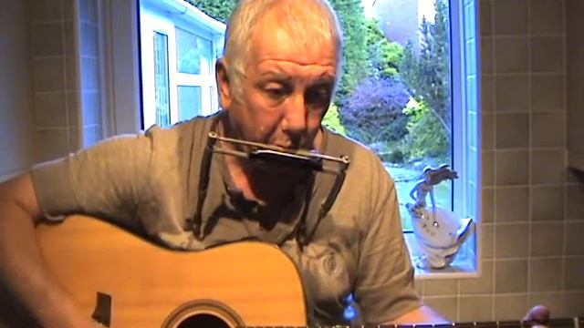 Who's That Looking Through My Window (original song video) Bob Tulip - acoustic guitar / mouth orga смотреть онлайн