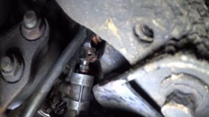 Как заменить крестовину рулевого кардана Мазда МПВ-1 1996 Mazda MPV-1