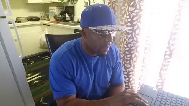 Computer Repair Long Distance смотреть онлайн