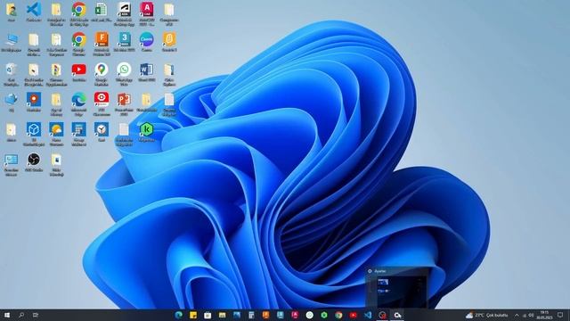 Windows 10'u PROGRAMSIZ Windows 11'e benzetme! смотреть онлайн