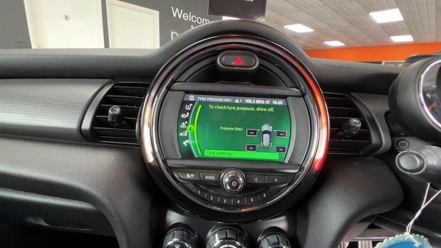 2018 MINI COOPER 3 DOOR WITH JCW SPORTS PACK MEDIA PACK SPORTS SEATS 2 OWNERS FULL MINI HISTORY смотреть онлайн