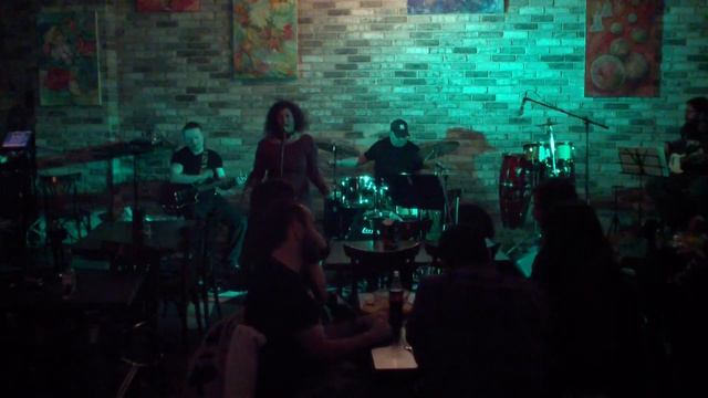 Drive Dogs - Rhiannon (Acoustic Live At Sabo, 01-02-2020) смотреть онлайн