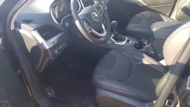 2018 Jeep Cherokee Latitude Plus 18Jl005 At Frank Boucher Janesville