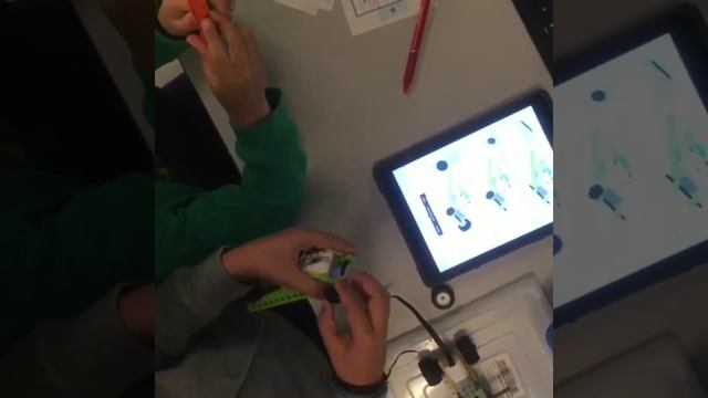WEDO 2.0 LEGO EDUCATION AULA JOVEN ROBOTIX. ROBOTICA EDUCATIVA смотреть онлайн