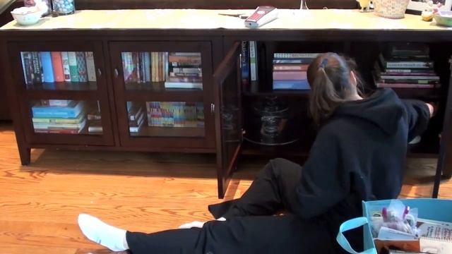 Organize in 30 Minutes or Less: Sofa Back Consoles смотреть онлайн