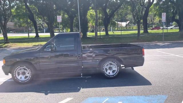 1993 Isuzu Pickup Truck смотреть онлайн